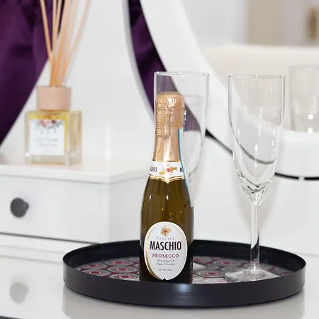 Konukevi Bed Boutique Colors Napoli