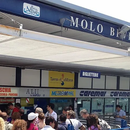 Konukevi Bed Boutique Colors Napoli