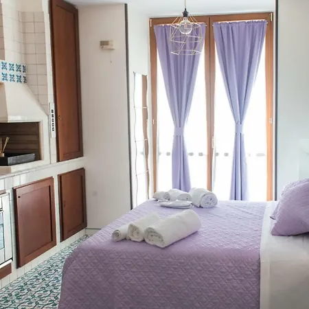 Konukevi Bed Boutique Colors