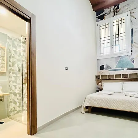 Bed Boutique Colors Pensión 4*